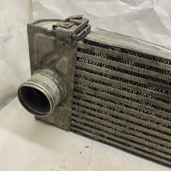 Ford Transit V363/V347 Turbo Soğutucu Radyatörü 8C16-9L440-BB En Uygun Oto Parça