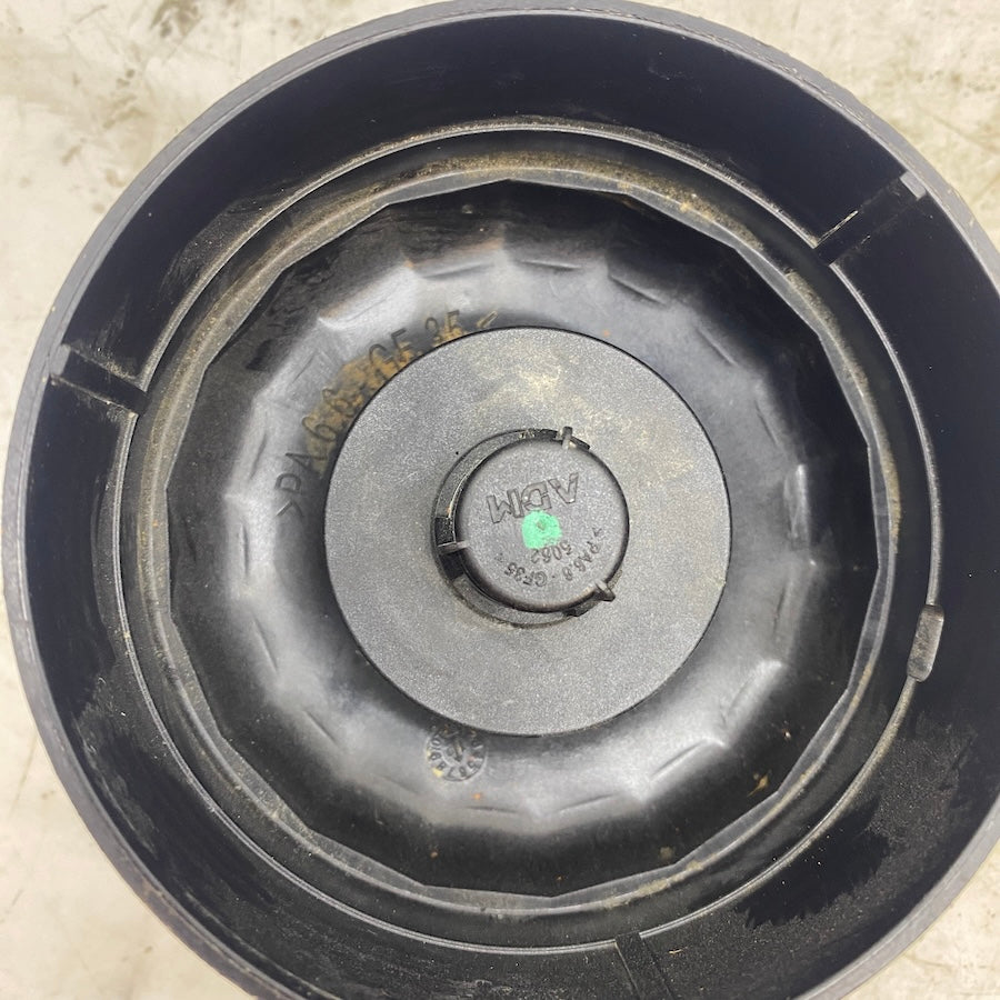Ford Transit/Mondeo/Jaguar X-Type Yağ Filtre Kapağı