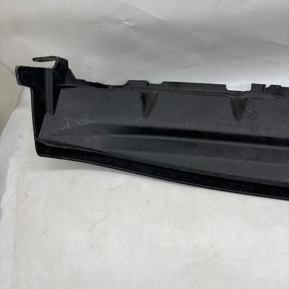 Ford Fiesta Radyatör Üst Kaplama 8A61-A1001A04-A