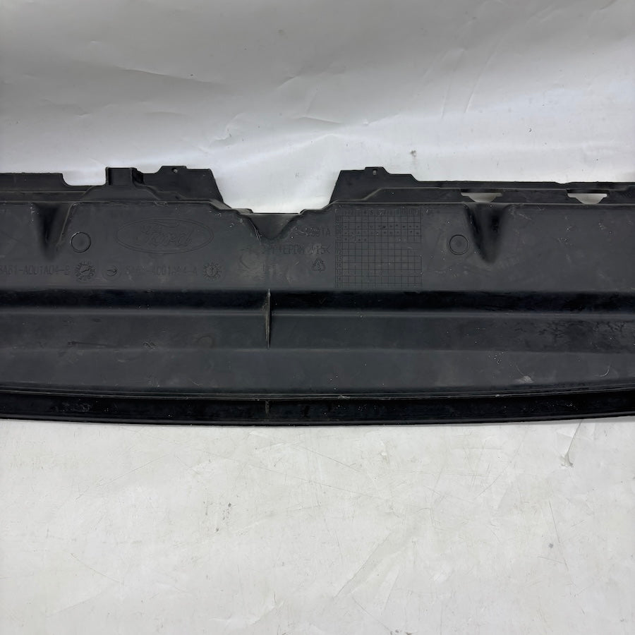 Ford Fiesta Radyatör Üst Kaplama 8A61-A1001A04-A