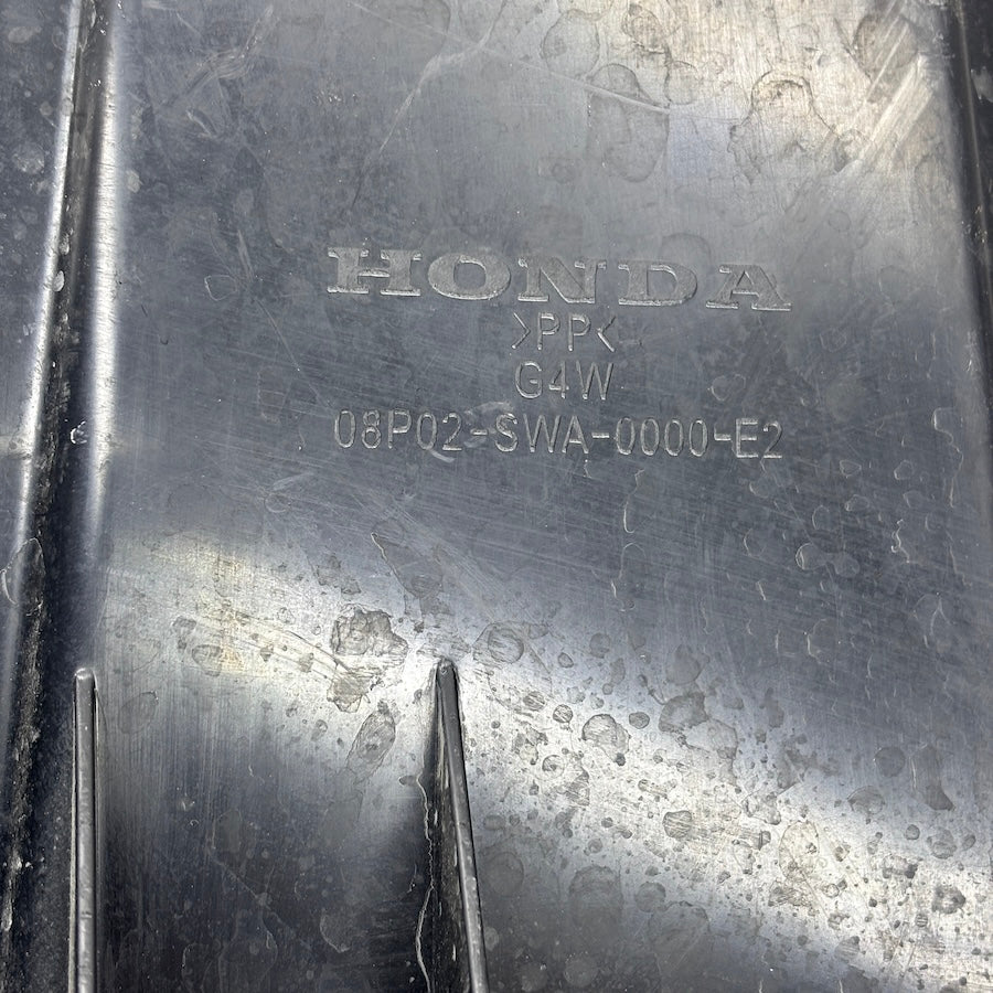 Honda C-RV Ön Tampon Orta Izgara 08P02-SWA0000