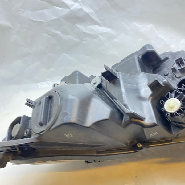 Honda Civic FC5 Far LED Temiz Orijinal Çıkma En Uygun Oto Parça