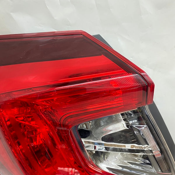 Honda Civic FC5 Sol Stop 17-21 33500-TET-H01 Sıfır Orijinal En Uygun Oto Parça