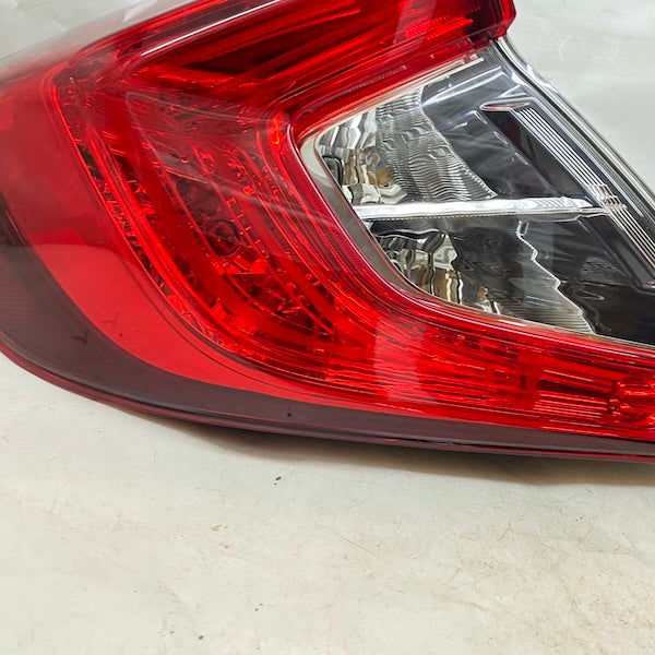 Honda Civic FC5 Sol Stop 17-21 33500-TET-H01 Sıfır Orijinal En Uygun Oto Parça