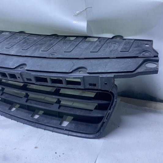 Honda Civic FD6 Ön Tampon Orta Izgara 71107-SNB-90 En Uygun Oto Parça