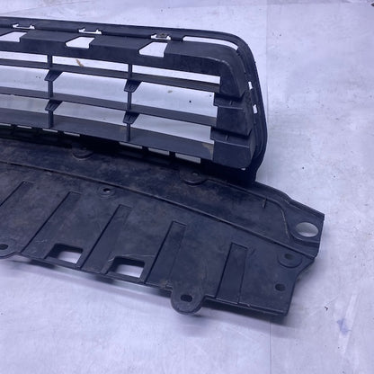 Honda Civic FD6 Ön Tampon Orta Izgara 71107-SNB-90