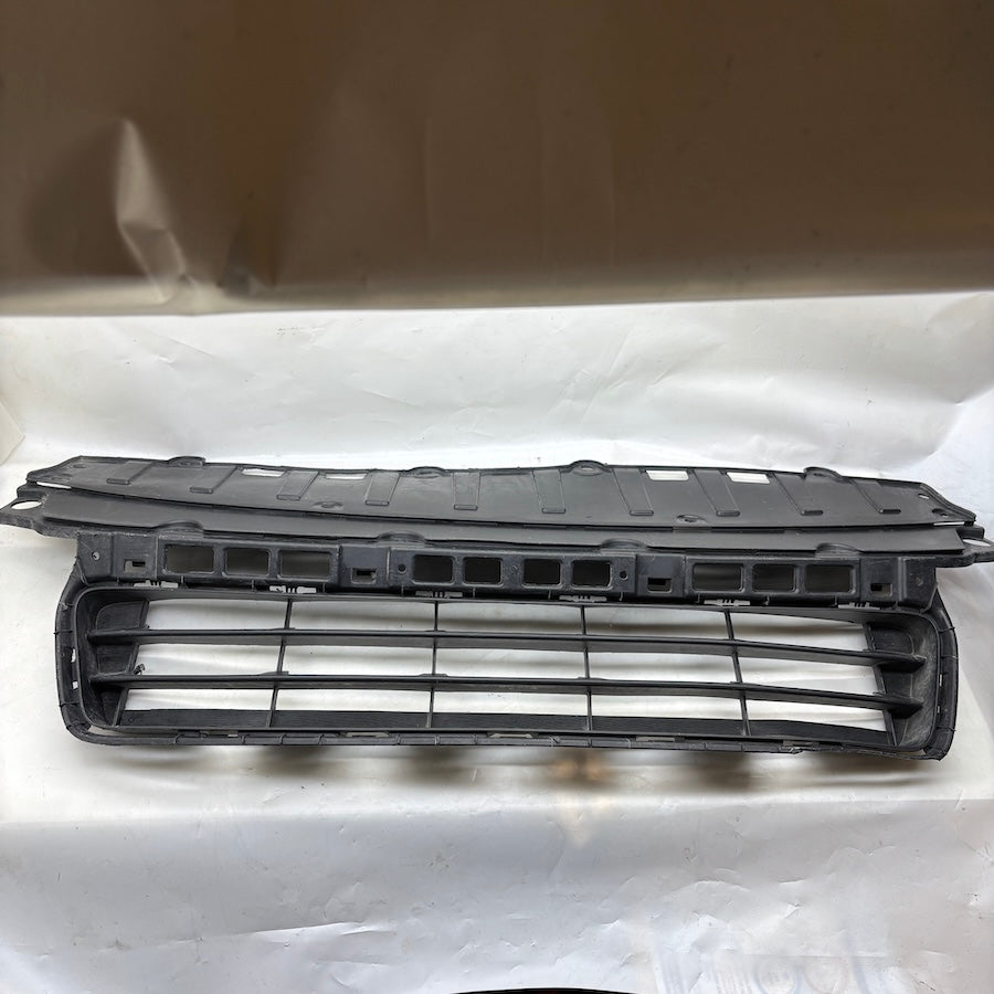 Honda Civic Ön Tampon Izgarası 71107-SNB70