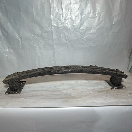 Hyundai Elantra Ön Tampon Demiri Orijinal Çıkma En Uygun Oto Parça