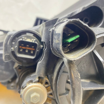 Hyundai Elantra Sağ Far Halojen 11-13 92102-3X Orijinal Çıkma En Uygun Oto Parça