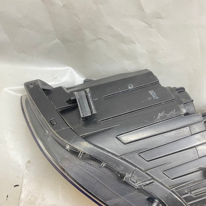 Hyundai Elantra Sağ Far Halojen 11-13 92102-3X Orijinal Çıkma En Uygun Oto Parça