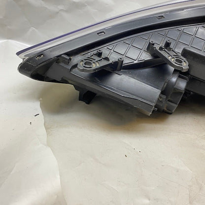 Hyundai Elantra Sağ Far Halojen 11-13 92102-3X Orijinal Çıkma En Uygun Oto Parça