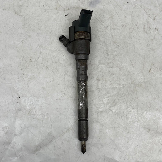 Hyundai Santa Fe 2.0 CRDI Dizel Enjektör 338002701 En Uygun Oto Parça