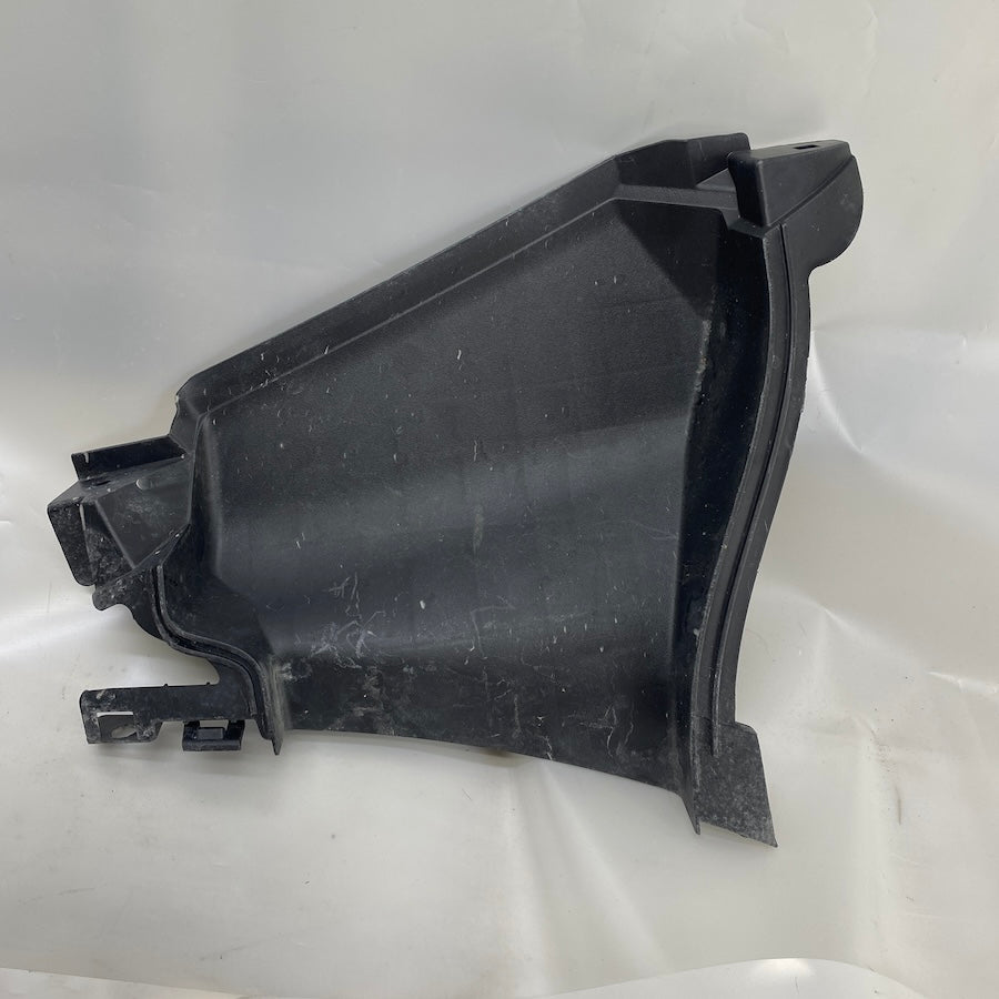 Hyundai i20 Hava Kanalı Sis Arkası 86542-Q0000