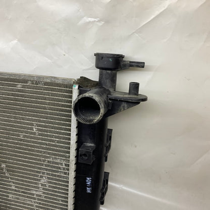 Hyundai ix35 Manuel Motor Su Radyatörü Orijinal Çıkma En Uygun Oto Parça