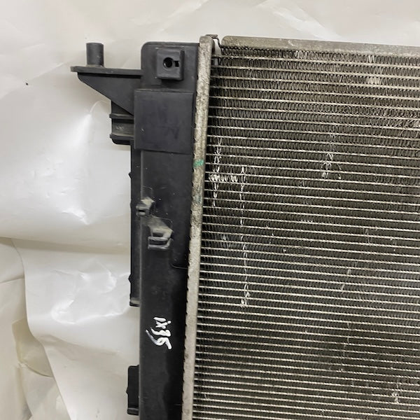 Hyundai ix35 Manuel Motor Su Radyatörü Orijinal Çıkma En Uygun Oto Parça