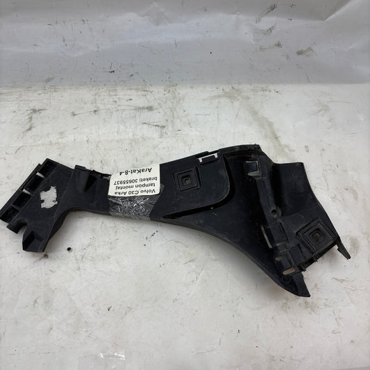Volvo C30 Arka tampon montaj braketi 30655937