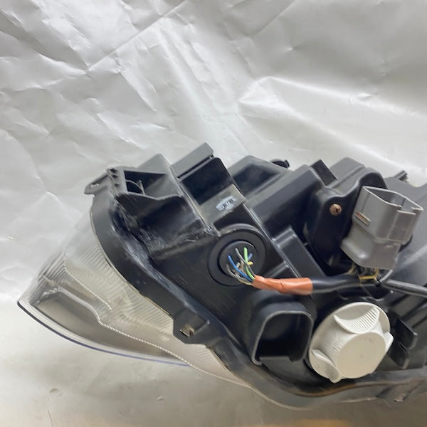 Impreza DBA-GT6 Sağ Far 19-29 84913FL381 Orijinal Çıkma En Uygun Oto Parça