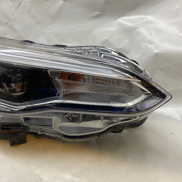 Impreza DBA-GT6 Sağ Far 19-29 84913FL381 Orijinal Çıkma En Uygun Oto Parça