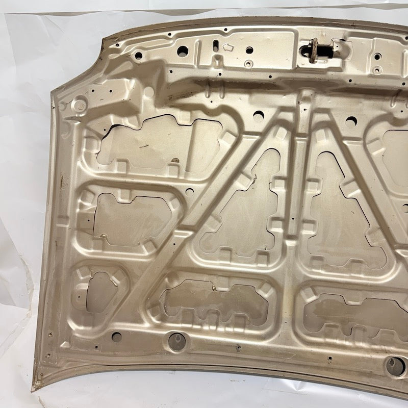 Isuzu D-MAX Motor Kaputu 04-07 Bal Köpüğü En Uygun Oto Parça