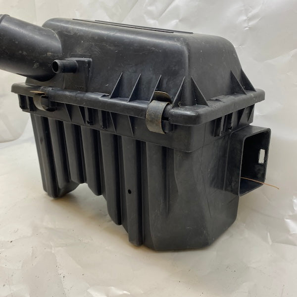 Jeep Cherokee XJ 4.0L Hava Filtre Kutusu 53030707