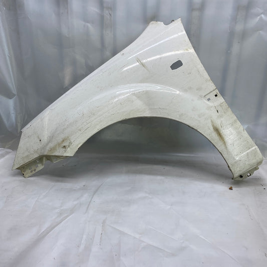 Kia Rio Ön Sol Çamurluk Orijinal Çıkma 2006-2011