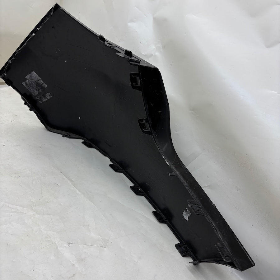 Kia Stonic Sağ Arka Üst Tampon 86682H8400