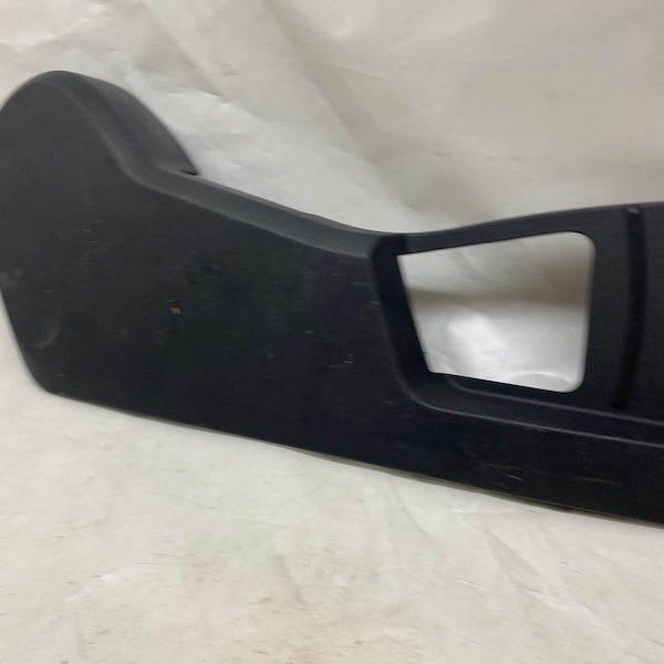 Land Rover Defender L663 Koltuk Yan Kaplama 20-25 En Uygun Oto Parça