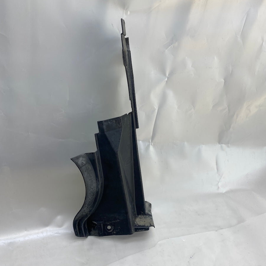Land Rover L322 Ön Hava Yönlendirme Bakalit PDB500420