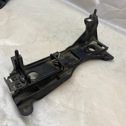 Land Rover Range Rover Far Montaj Ayağı 06-12 En Uygun Oto Parça