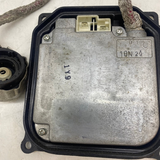 85967-24011 kodlu Lexus far modülü – GS 450h için çıkma xenon kontrol ünitesi.
