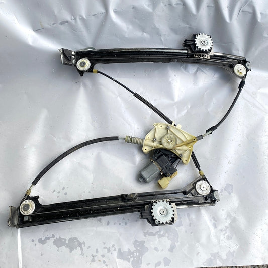 MASERATI Quattroporte Arka Sol Cam Kriko ve Motoru 670009818