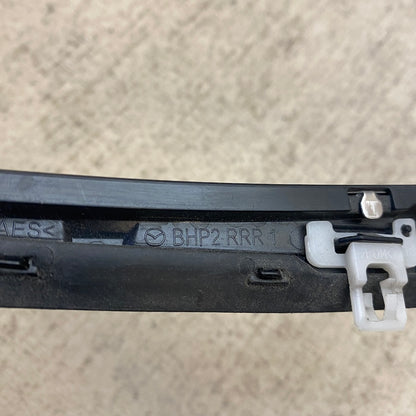 MAZDA 3 Arka Sağ Kapı Cam Nikelaj Çıtası BHP2RRR1