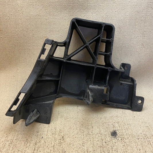 MAZDA 3 Ön Tampon Bağlantı Braketi Sol BP4L502B1