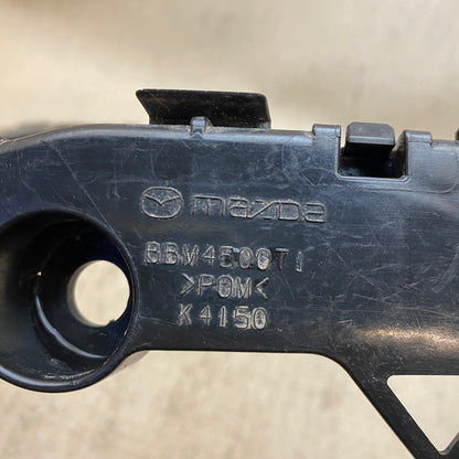 MAZDA 3 Ön Tampon Braketi BBM4500U