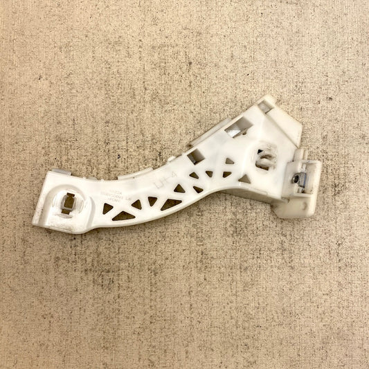 MAZDA 3 Ön Tampon Destek Braketi BN8V500U1