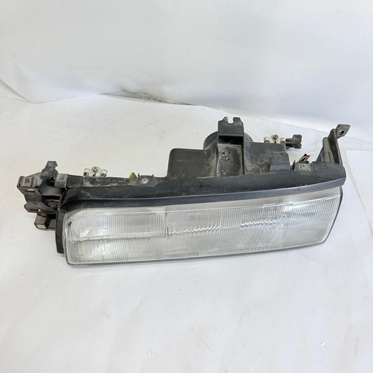 Mazda 626 Sağ Far 1988-1992 En Uygun Oto Parça