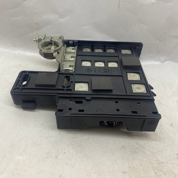 Maserati Ghibli 3 Akü Sigortalık 06700020290 En Uygun Oto Parça