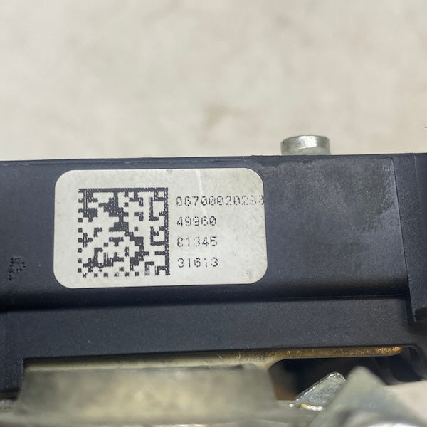 Maserati Ghibli 3 Akü Sigortalık 06700020290 En Uygun Oto Parça