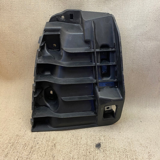 Maserati Ghibli M157 Sağ Arka Tampon Destek Montaj Braket 670004468