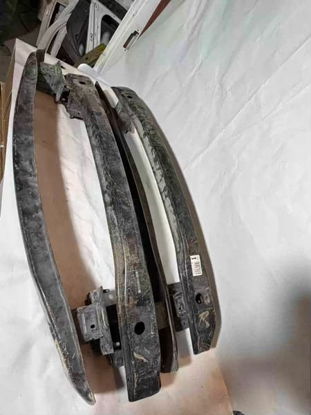 Mazda 2 HB Arka Tampon Demiri 2008-2014 Orijinal Çıkma En Uygun Oto Parça