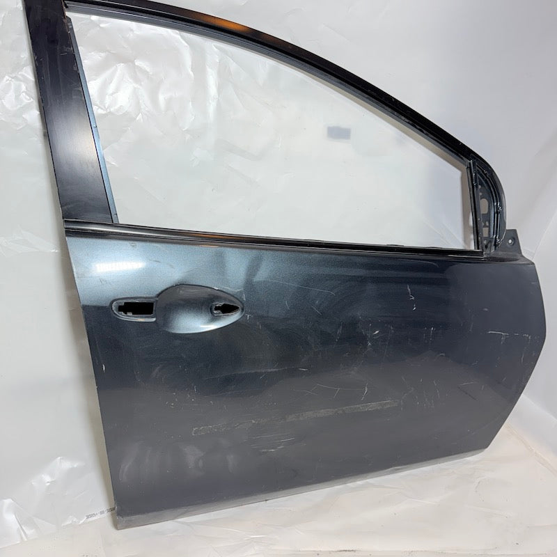Mazda 2 Sağ Ön Kapı 07-14 En Uygun Oto Parça