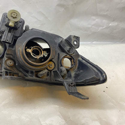 Mazda 3 Sol Far Sedan Orijinal Çıkma En Uygun Oto Parça