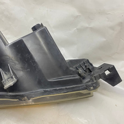 Mazda 3 Sol Far Sedan Orijinal Çıkma En Uygun Oto Parça