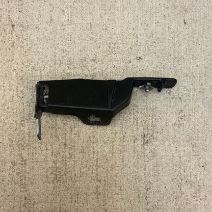 Mazda Braket BHN951067B