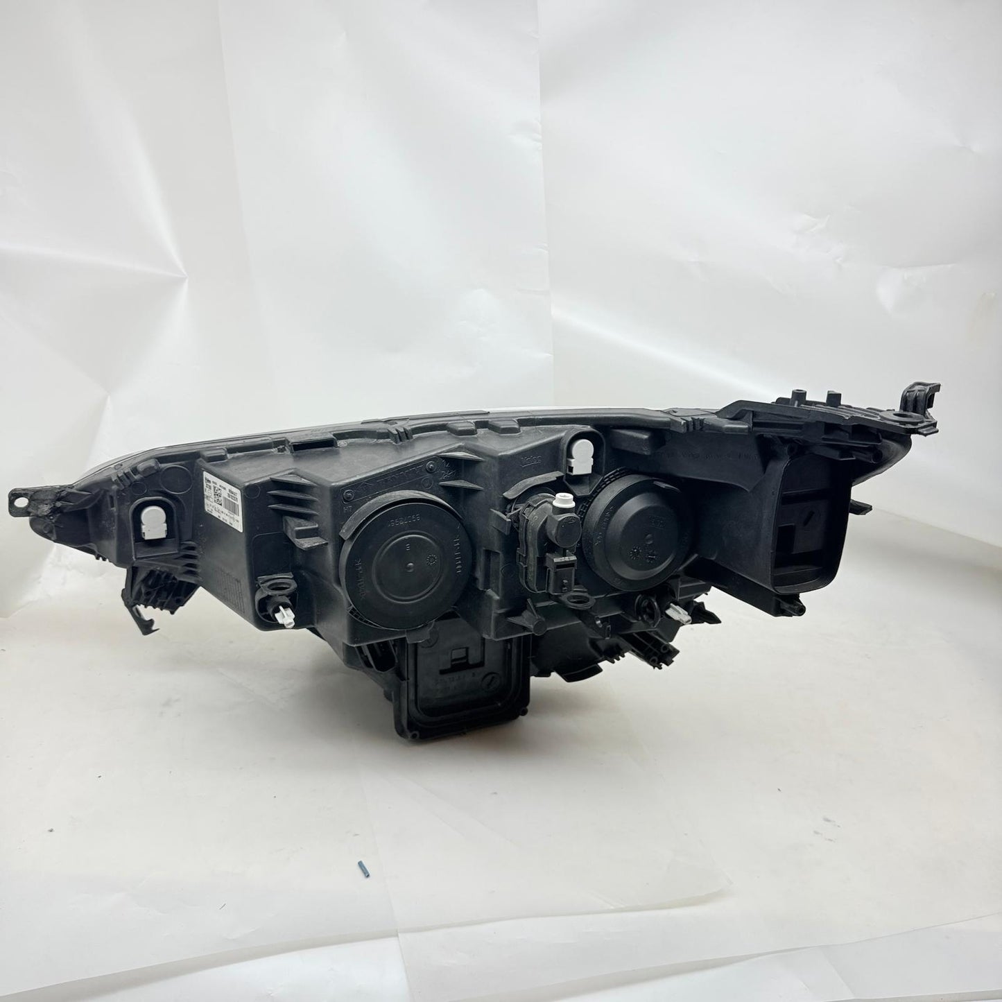 Renault Megane 4 Sağ Far 260102357R 2020-2024 Krom