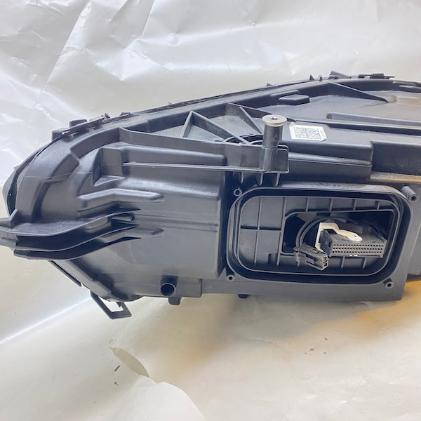 Mercedes A Serisi W118 Sağ Far Full LED 20-24 A1189064000 Çıkma En Uygun Oto Parça