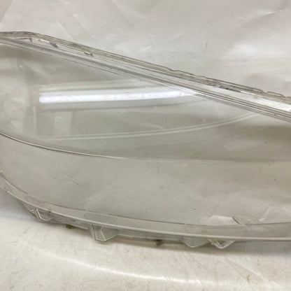 Mercedes A W176 Sağ Far Camı 2012-2015 Orijinal Çıkma En Uygun Oto Parça