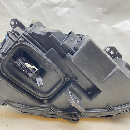 Mercedes A W176 Sol LED Far A1769067500 Facelift En Uygun Oto Parça