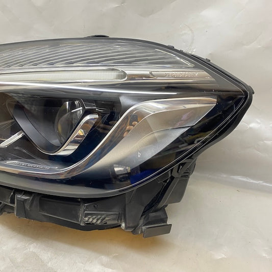 Mercedes A W176 Sol LED Far A1769067500 Facelift En Uygun Oto Parça