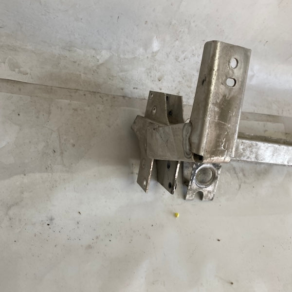 Mercedes A W176/CLA Radyatör Alt Traversi A466200019 En Uygun Oto Parça